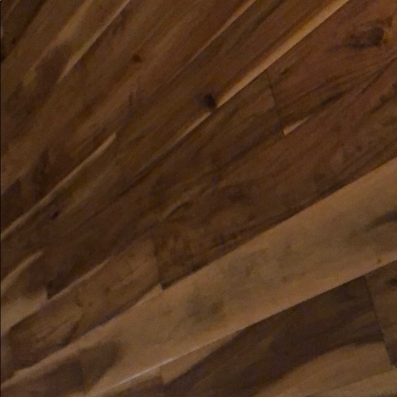 Meet your Posher, Erin - Picture 1 of 1